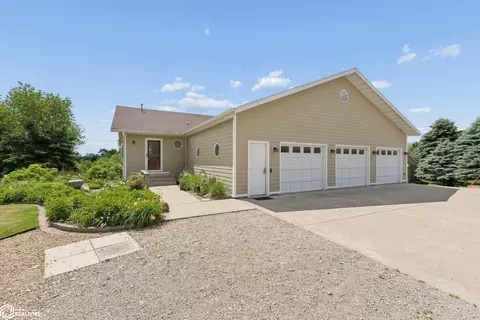 4055 A 235th St, Clear Lake, IA 50428