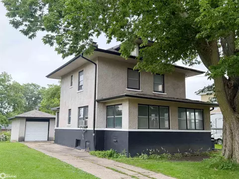 626 E 7th St N, Newton, IA 50208