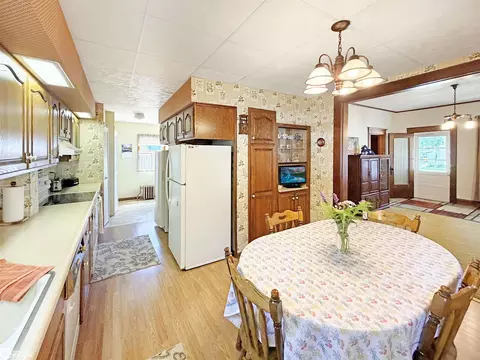 Kitchen - 302 3rd Ave SE, Hampton, IA 50441 photo 3 of 7