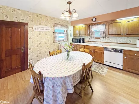 Kitchen - 302 3rd Ave SE, Hampton, IA 50441 photo 2 of 7