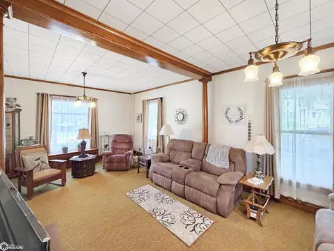 Living - 302 3rd Ave SE, Hampton, IA 50441 photo 5 of 8