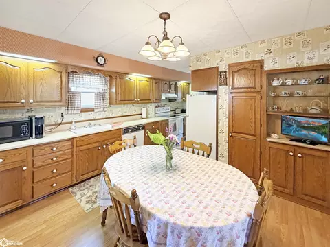 Kitchen - 302 3rd Ave SE, Hampton, IA 50441 photo 1 of 7
