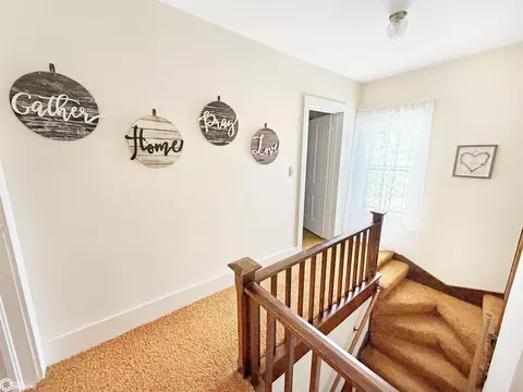 Entry Way - 302 3rd Ave SE, Hampton, IA 50441 photo 6 of 6