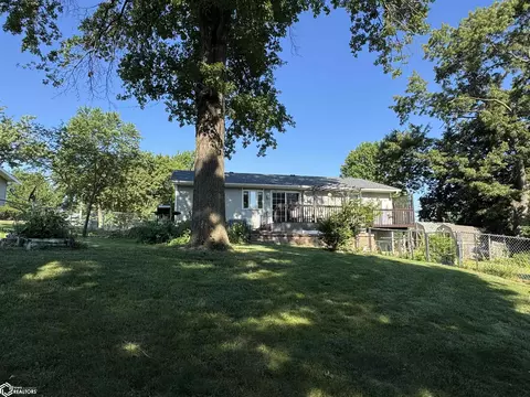 623 N 3rd St, Centerville, IA 52544 photo 3