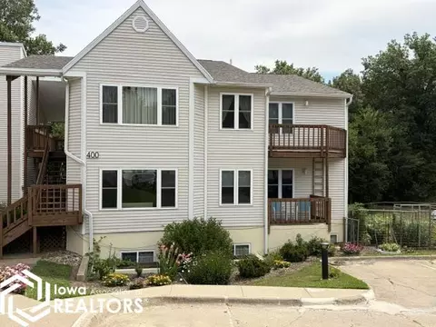 701 E Lowe Ave #412, Fairfield, IA 52556