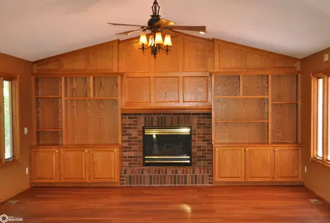 Living - 711 E 29th St, Carroll, IA 51401 photo 5 of 5