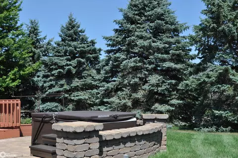 Exterior - 711 E 29th St, Carroll, IA 51401 photo 7 of 10
