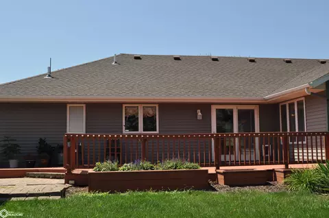 Exterior - 711 E 29th St, Carroll, IA 51401 photo 3 of 10