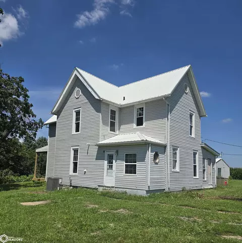 2420 220th St, Mount Pleasant, IA 52641
