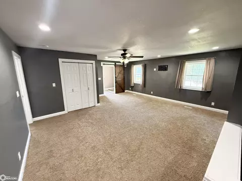 Living - 328 E 7th St, Glidden, IA 51443 photo 3 of 4