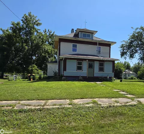 303 Irish St, Chelsea, IA 52215