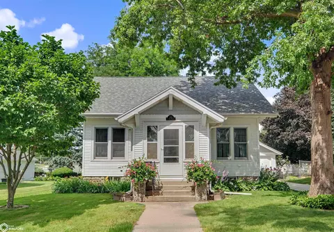 310 N 8th St, Marshalltown, IA 50158