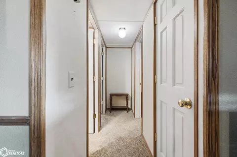 Entry Way - 409 E Jaycee St, Avoca, IA 51521 photo 2 of 3