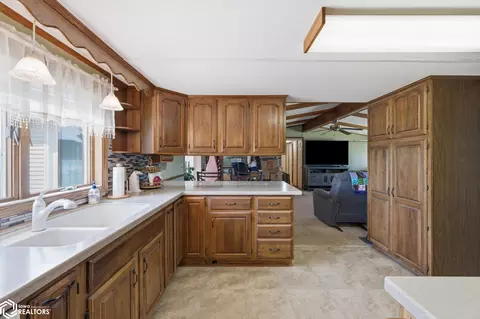 Kitchen - 409 E Jaycee St, Avoca, IA 51521 photo 4 of 5