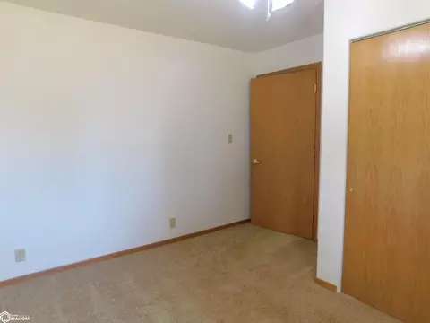 Bedroom - 401 Main St, Deloit, IA 51441 photo 3 of 4