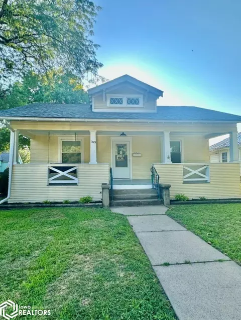 1309 Perkins Ave, Burlington, IA 52601