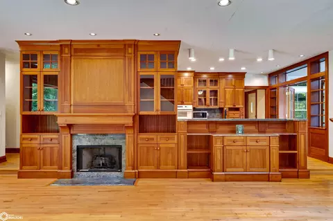 Living - 2410 State Ave, Ames, IA 50014 photo 2 of 10