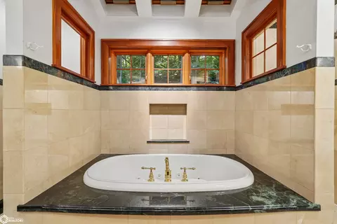 Bath - 2410 State Ave, Ames, IA 50014 photo 7 of 10