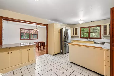 Kitchen - 2410 State Ave, Ames, IA 50014 photo 6 of 8