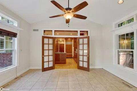 Entry Way - 2410 State Ave, Ames, IA 50014 photo 3 of 6