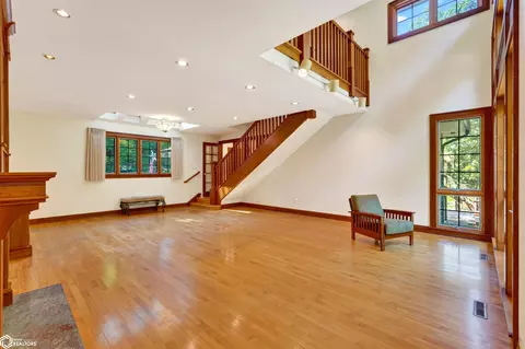 Living - 2410 State Ave, Ames, IA 50014 photo 4 of 10