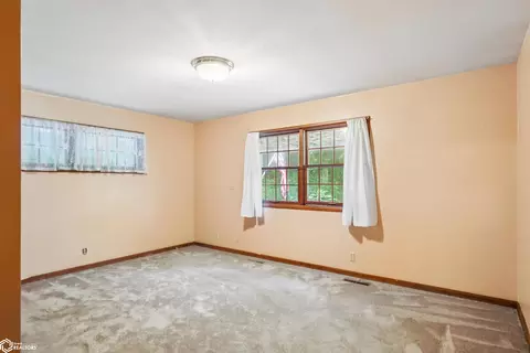 Bedroom - 2410 State Ave, Ames, IA 50014 photo 3 of 7