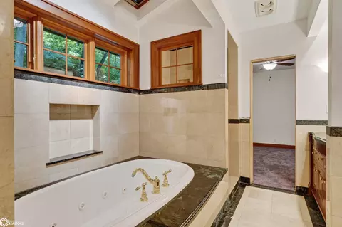 Bath - 2410 State Ave, Ames, IA 50014 photo 6 of 10