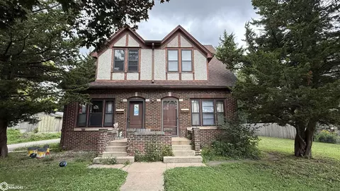 242 14th St SE, Mason City, IA 50401