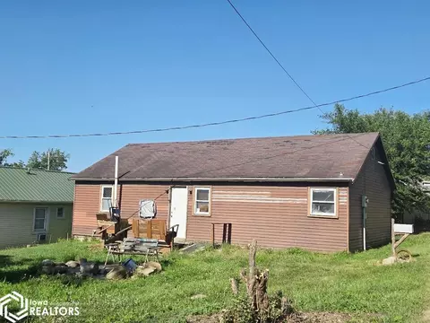 317 12 S Jackson St, Osceola, IA 50213
