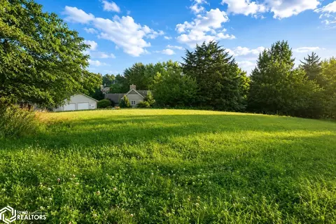 1148 Crestview Dr #2, Ellston, IA 50074