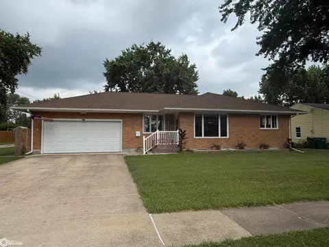 201 E Fillmore Ave, Fairfield, IA 52556