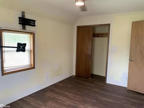 Bedroom - 1201 N Maple St, Creston, IA 50801 photo 3 of 4