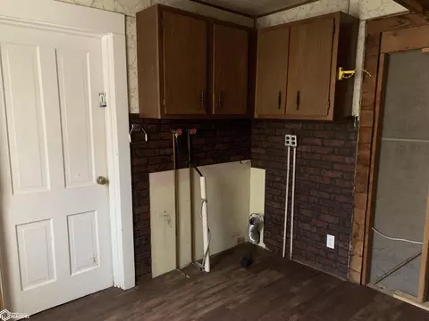 Other - 1201 N Maple St, Creston, IA 50801 photo 2 of 9