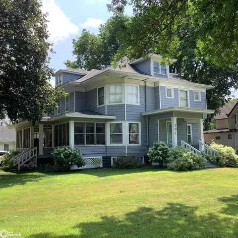 501 Walnut St, Burt, IA 50522