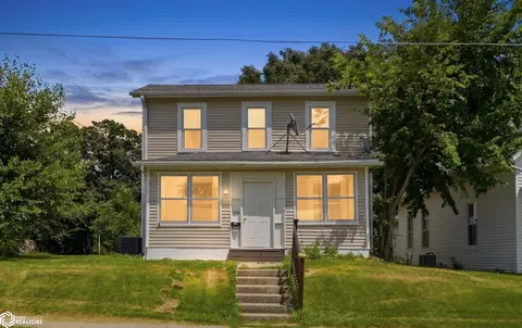 1326 Griswold St, Burlington, IA 52601