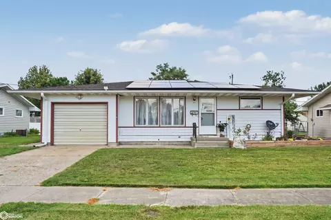 49 Florence Dr, Fort Madison, IA 52627