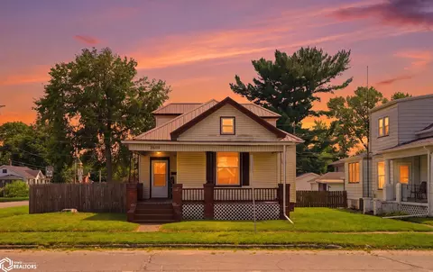 2004 Avenue H, Fort Madison, IA 52627