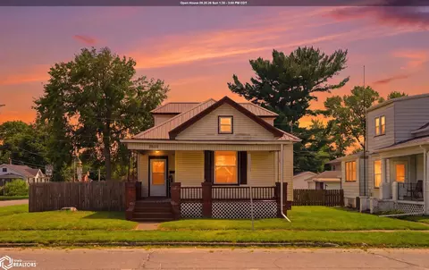 2004 Avenue H, Fort Madison, IA 52627