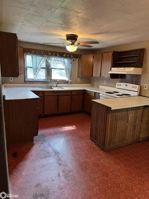 Kitchen - 208 Sheldon, Diagonal, IA 50845 photo 1 of 1