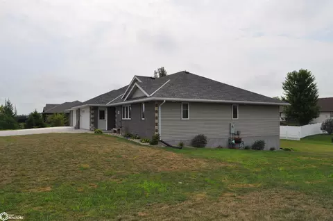 Exterior - 800 E 30th St, Carroll, IA 51401 photo 5 of 20
