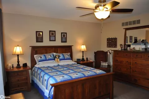 Bedroom - 800 E 30th St, Carroll, IA 51401 photo 3 of 12