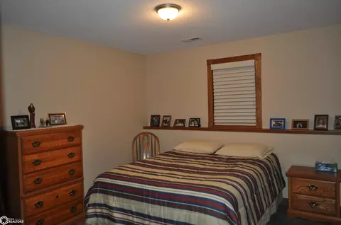 Bedroom - 800 E 30th St, Carroll, IA 51401 photo 11 of 12