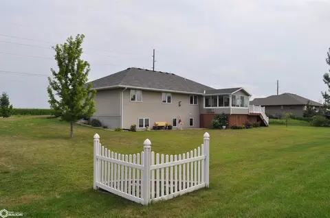 Exterior - 800 E 30th St, Carroll, IA 51401 photo 9 of 20