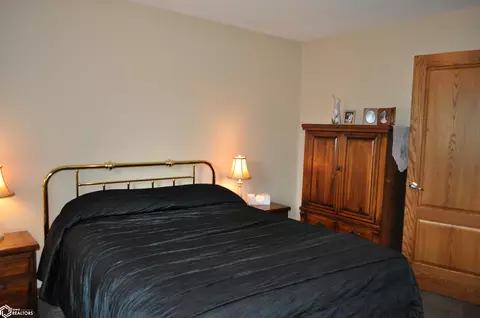 Bedroom - 800 E 30th St, Carroll, IA 51401 photo 9 of 12