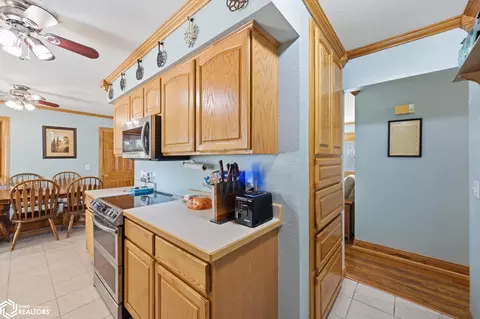 Entry Way - 306 Carter St, Irwin, IA 51446 photo 3 of 4