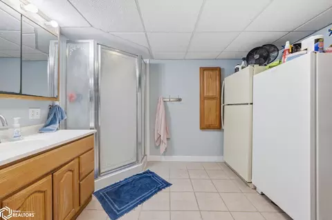 Bath - 306 Carter St, Irwin, IA 51446 photo 2 of 2