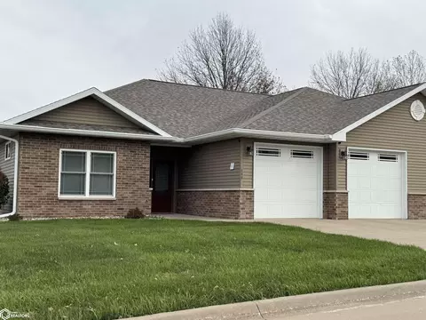 800 Park Pl, West Burlington, IA 52655