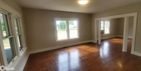 Living - 503 Elm St, Mapleton, IA 51034 photo 1 of 2
