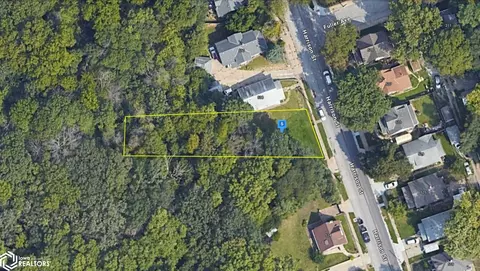536 Harrison St, Council Bluffs, IA 51503