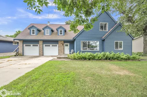 497 Rohr St, Arnolds Park, IA 51331